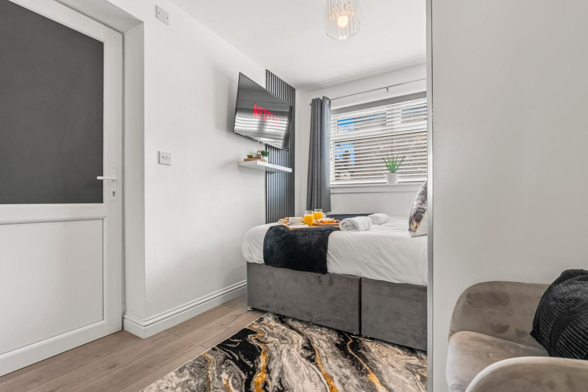 City Centre House, Parking With Ev, Free Wifi, Netflix كوفنتري المظهر الخارجي الصورة